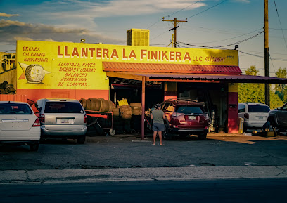 Llantera La Finikera