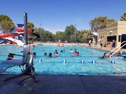 El Prado Pool